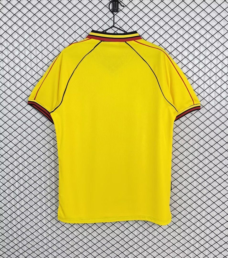 Watford 2000/01 Home - Retro