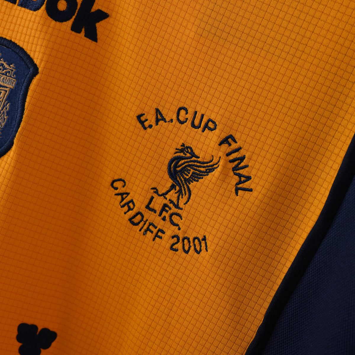Liverpool FC 2001 FA Cup Final Away - Retro