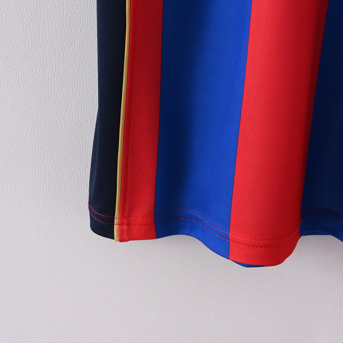 Barcelona 2001/02 Home - Retro
