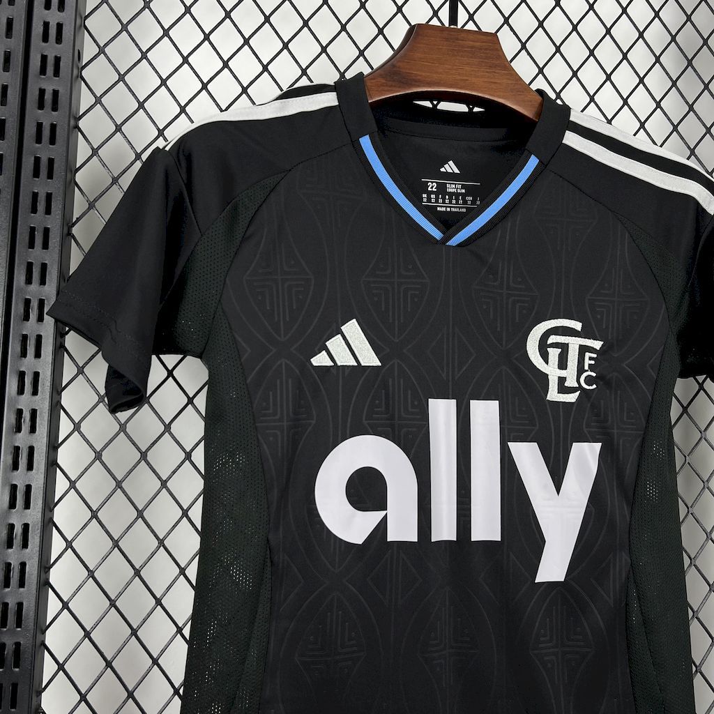 Charlotte FC 2025/26 Away - Kid Kit