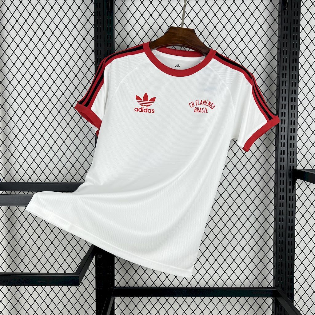 Flamengo 1981 Away - Retro
