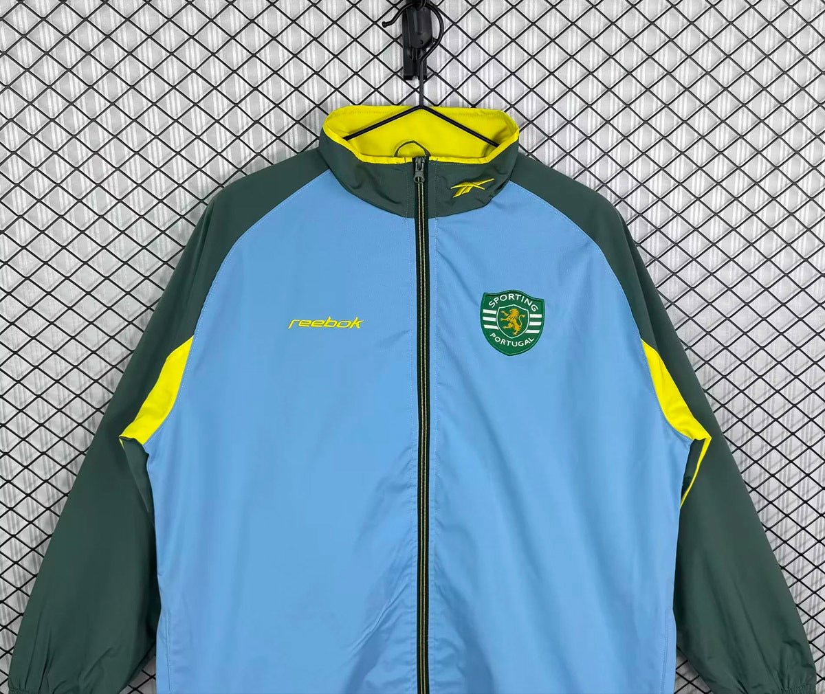 Sporting CP 2002/03 Windbreaker - Retro