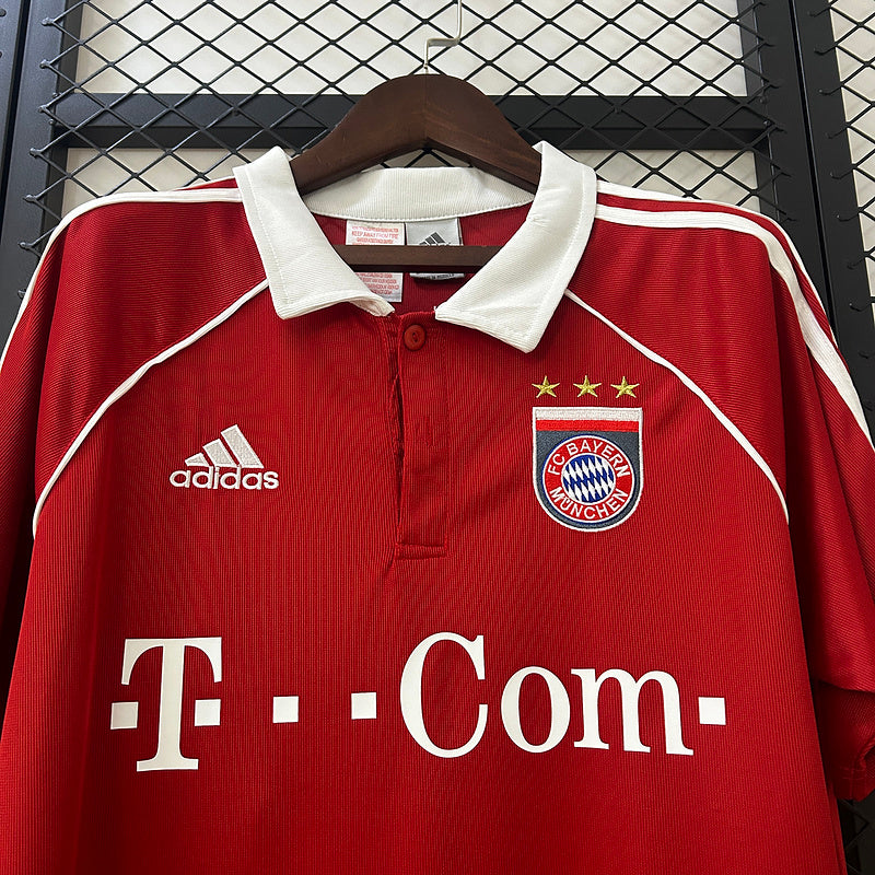 Bayern Munich 2005/06 Home - Retro