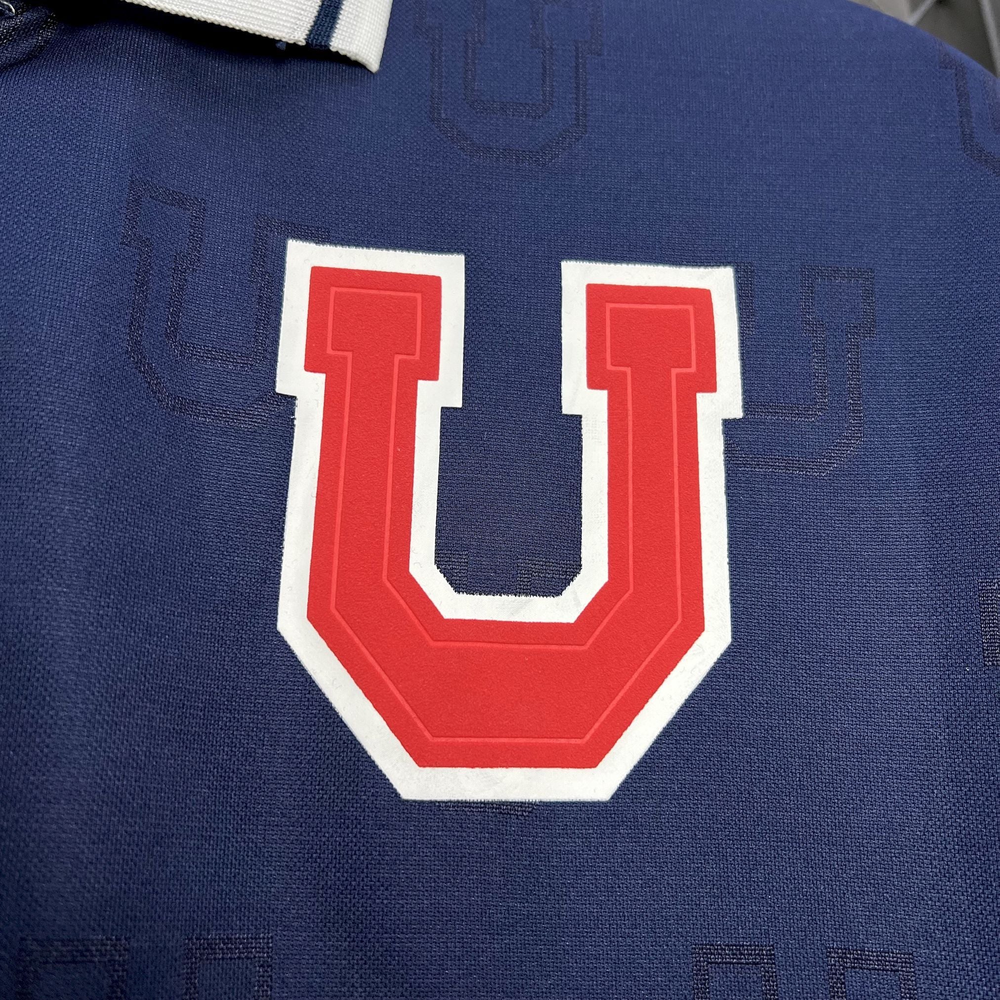 Club Universidad de Chile 1998 Home - Retro