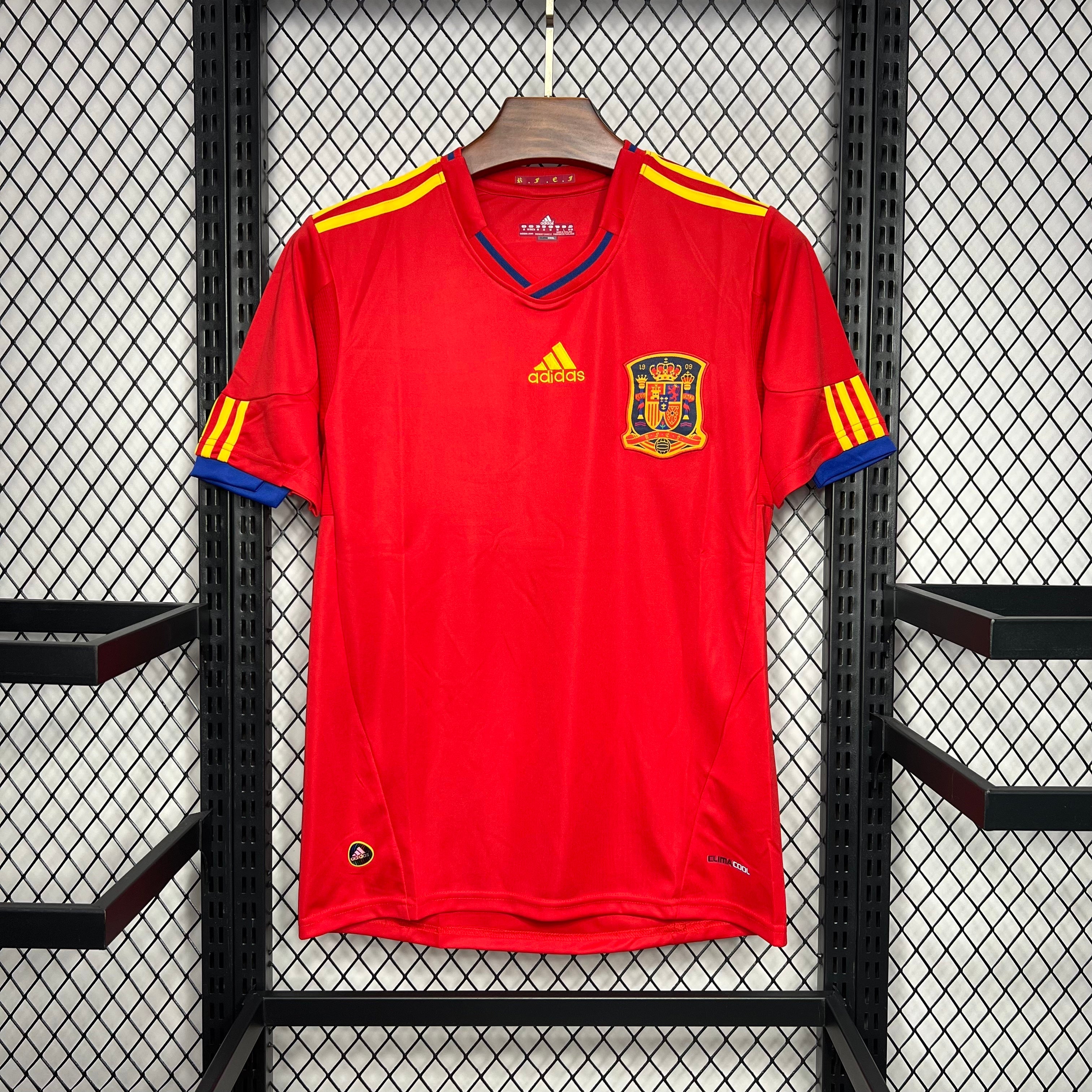 Spain 2010 Home - Retro
