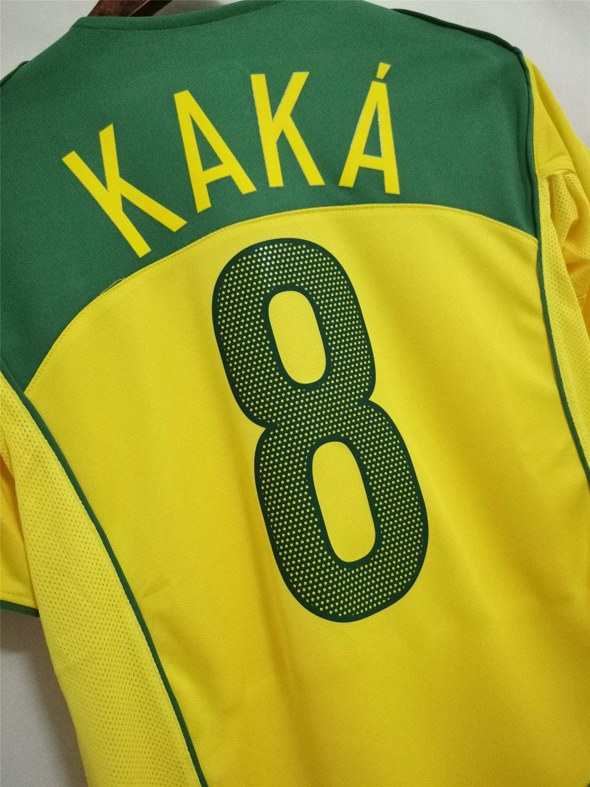Brazil 2004 Home - Retro