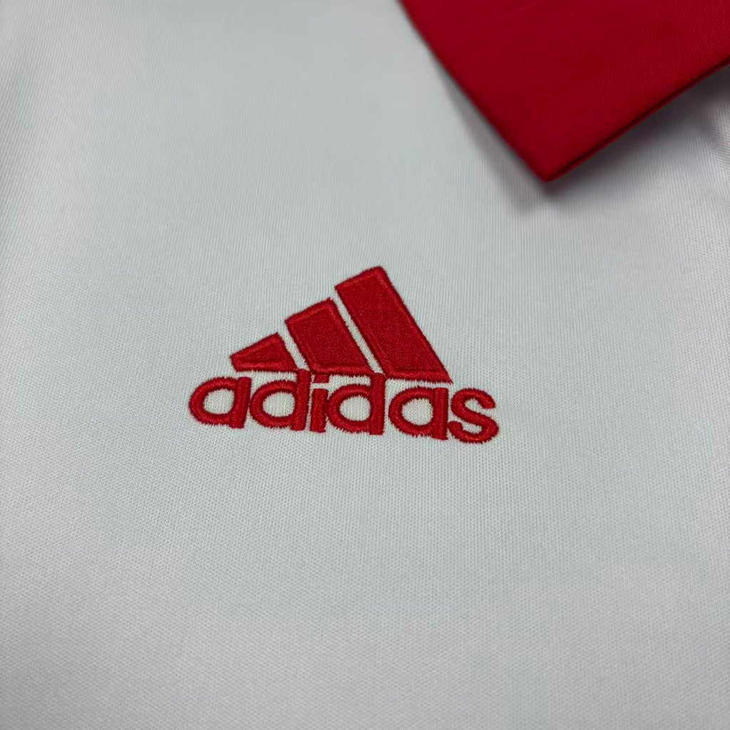 Benfica 2004/05 Away - Retro football kit - view 7