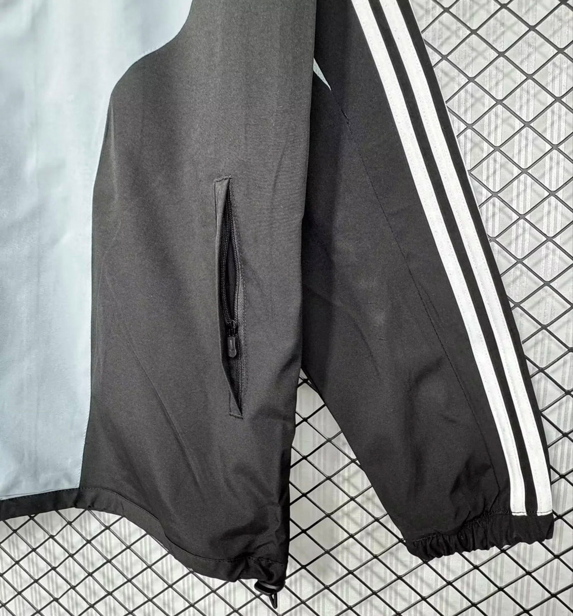 Real Madrid 2004/05 Windbreaker - Retro
