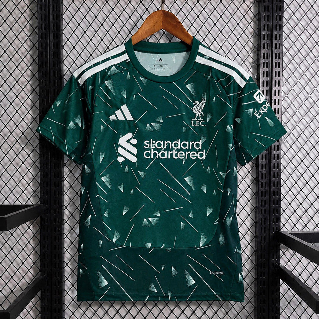 Liverpool FC 2026/27 Goalkeeper - Fan Version