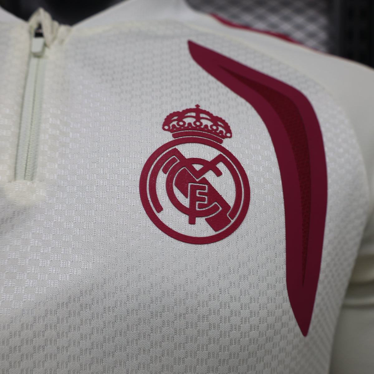 Real Madrid 2026/27 White/Pink ¼  Zip Player Version Training Top