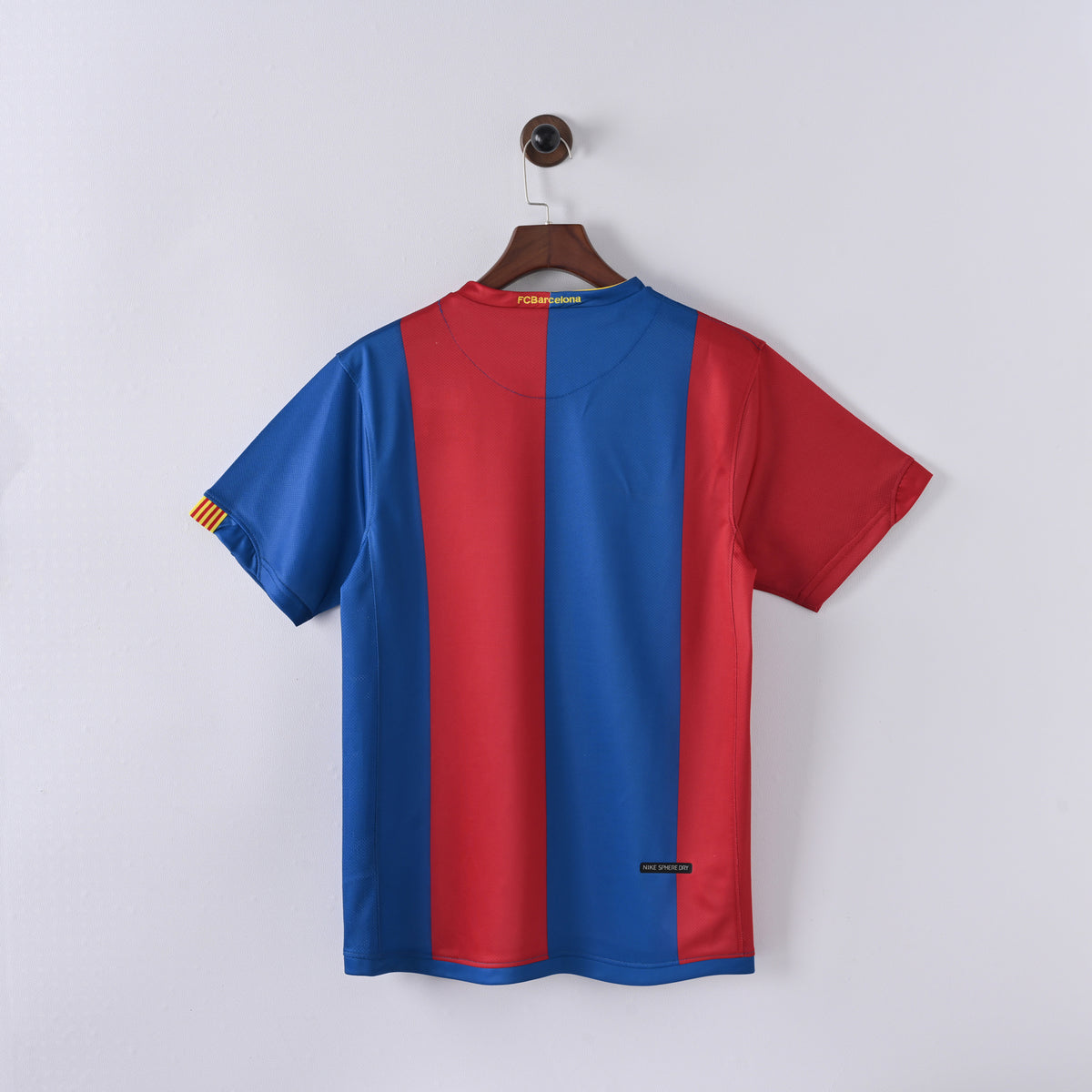 Barcelona 2006/07 Home - Retro