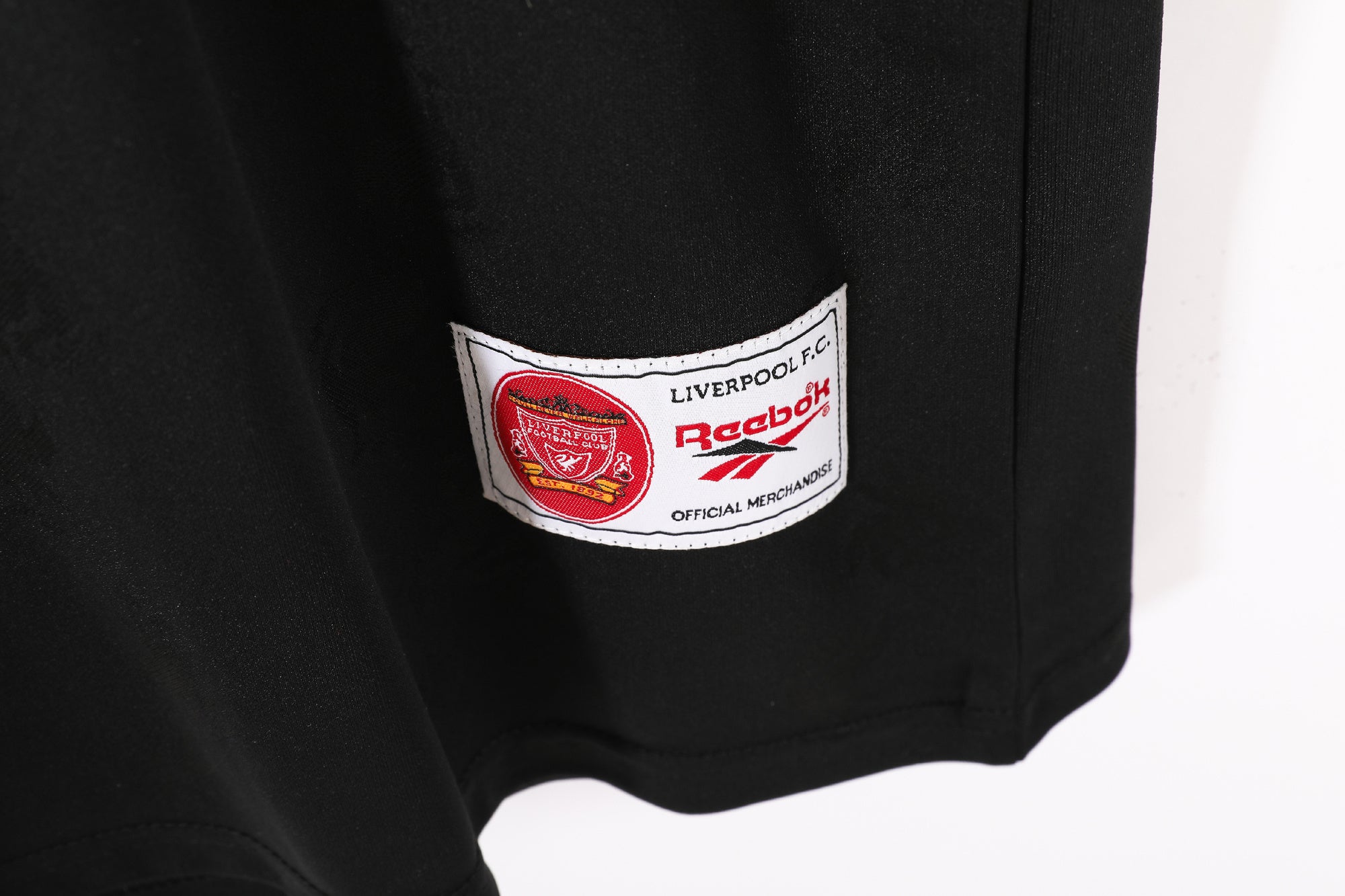 Liverpool FC 1996/98 Blackout Home - Retro