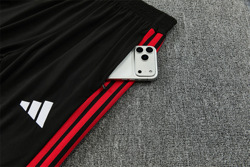 Manchester United 2026/27 Red ¼  Zip Training Set | Adult + Kids Sizes