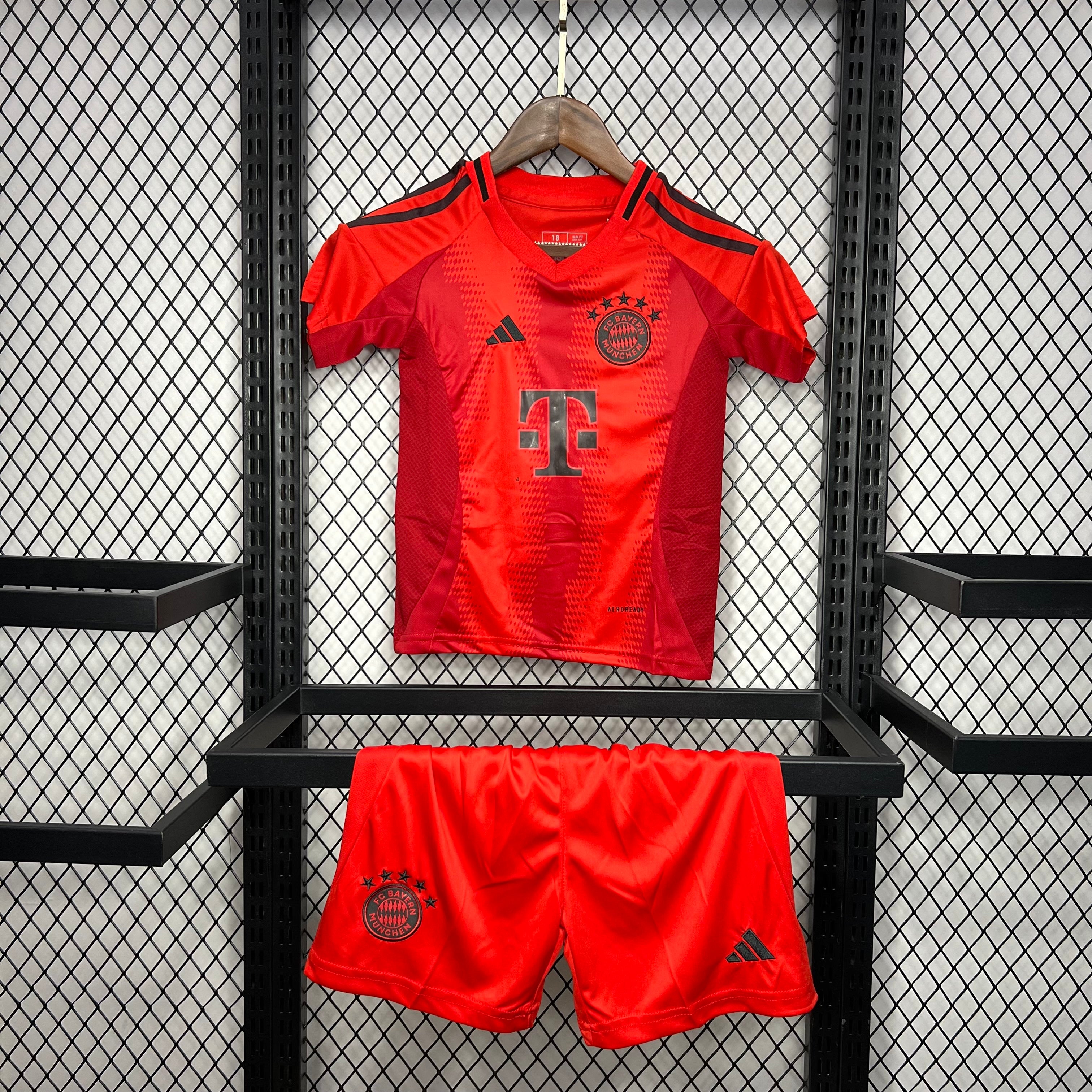 Bayern Munich 2024/25 Home - Kid Kit