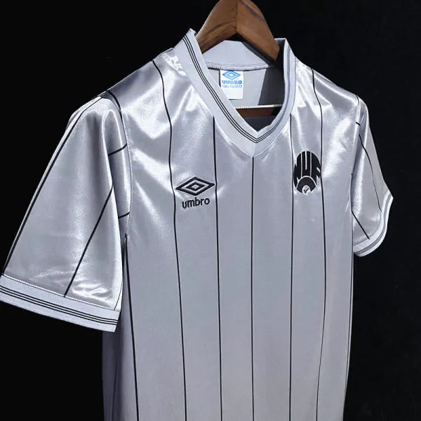 Newcastle United 1983/85 Away - Retro