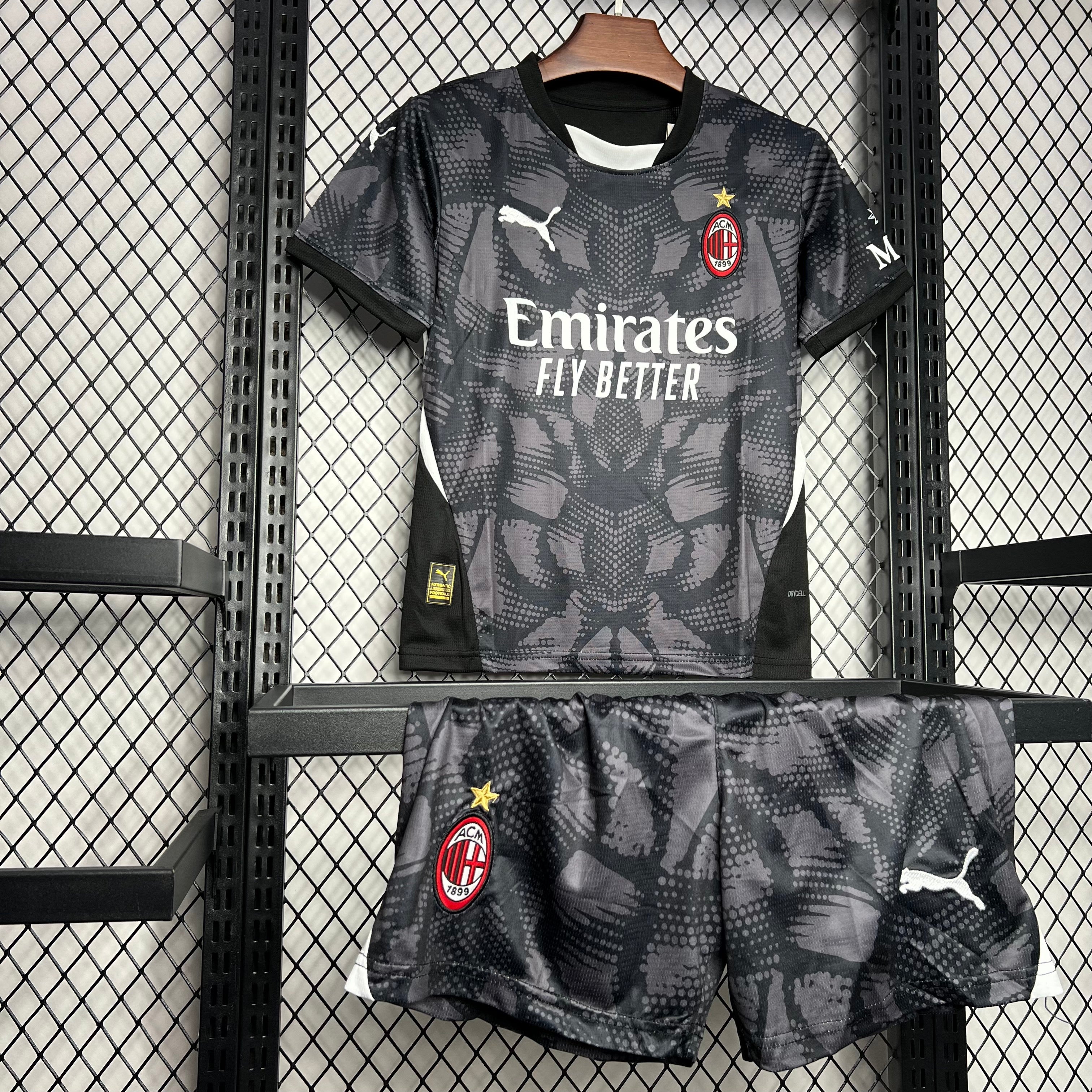 AC Milan 2024/25 Goalkeeper - Kid Kit