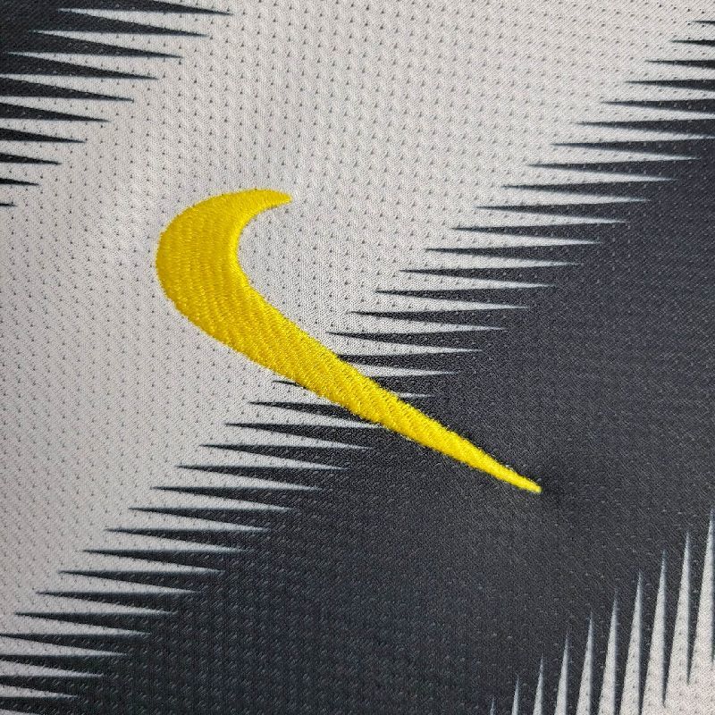 Juventus 2011/12 Home - Retro