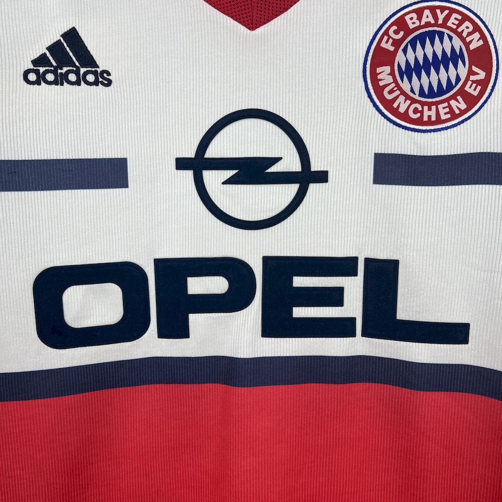 Bayern Munich 1998/00 Away - Retro