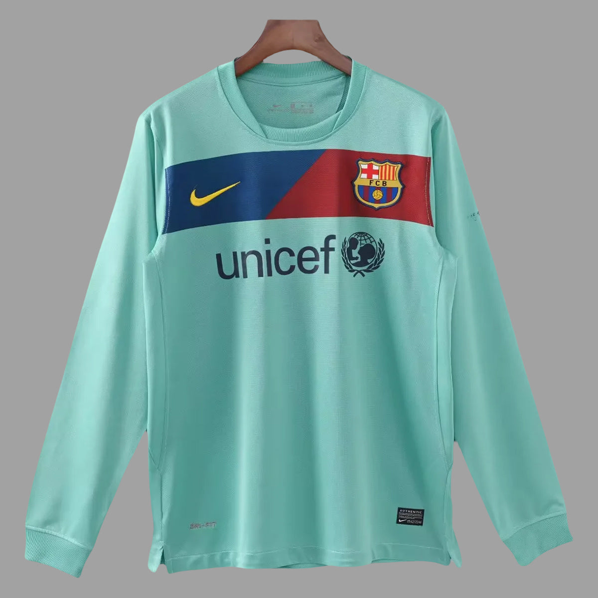 Barcelona 2010/12 Away Long Sleeve - Retro