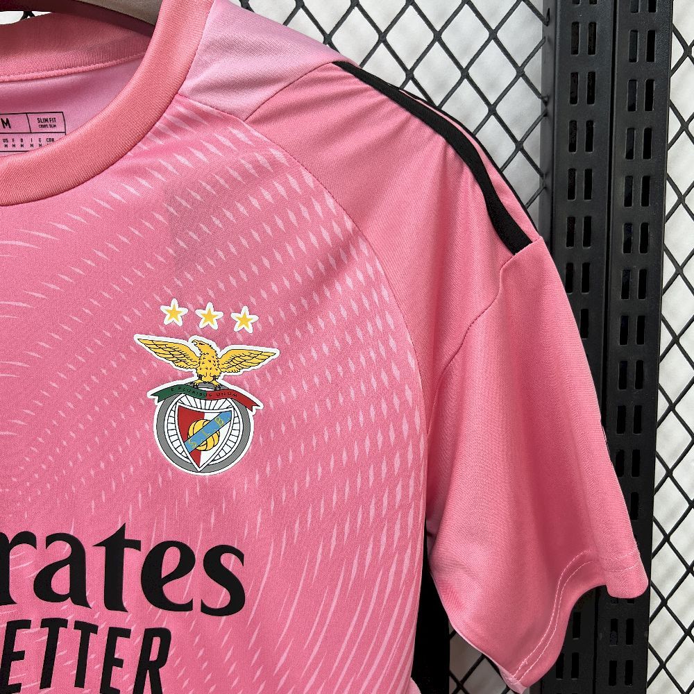 Benfica 2025/26 Goalkeeper Pink - Fan Version