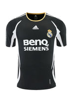 Real Madrid 2006/07 Black Retro Training Top