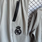 Real Madrid 2026/27 Light Grey - Windbreaker Tracksuit