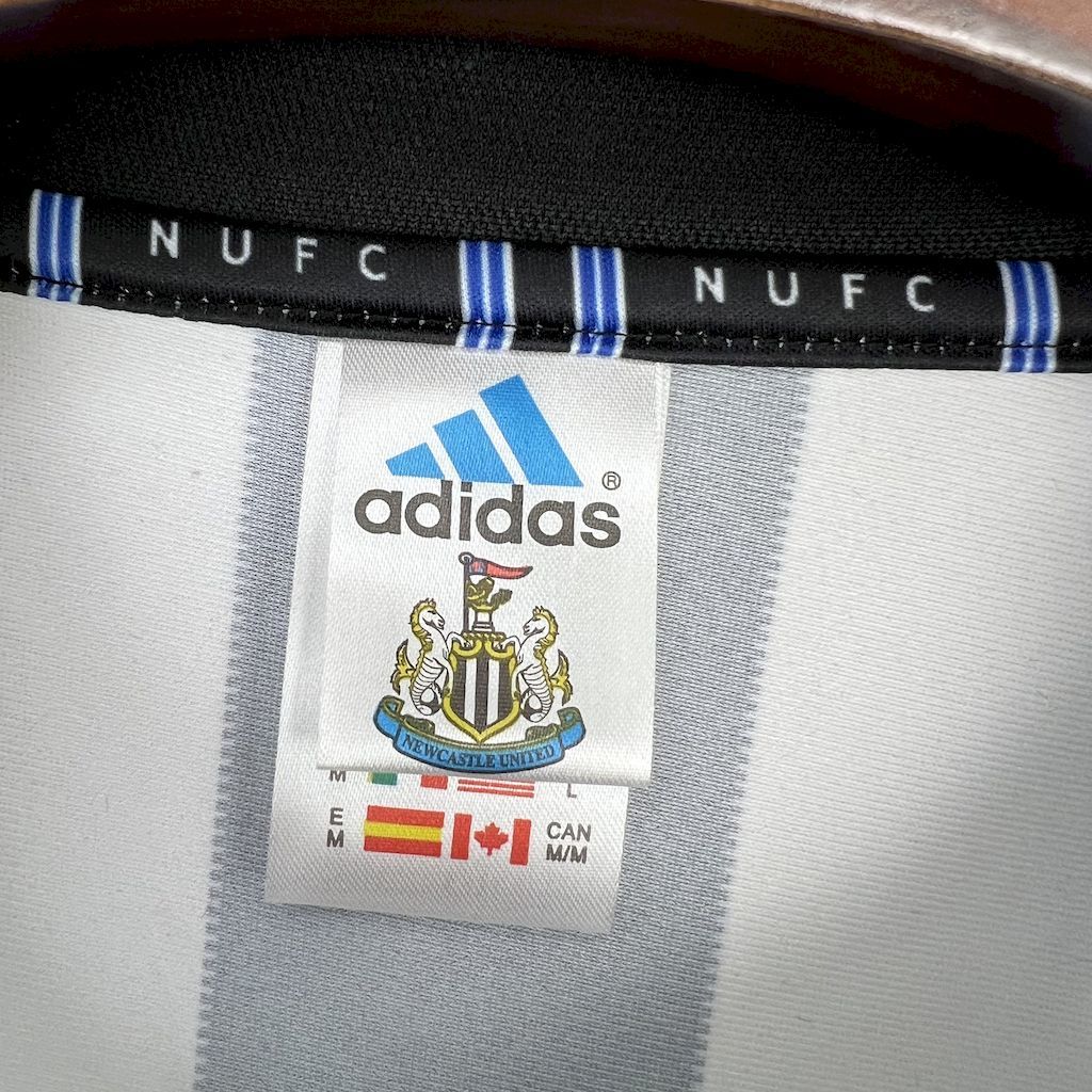 Newcastle United 1999/00 Home - Retro