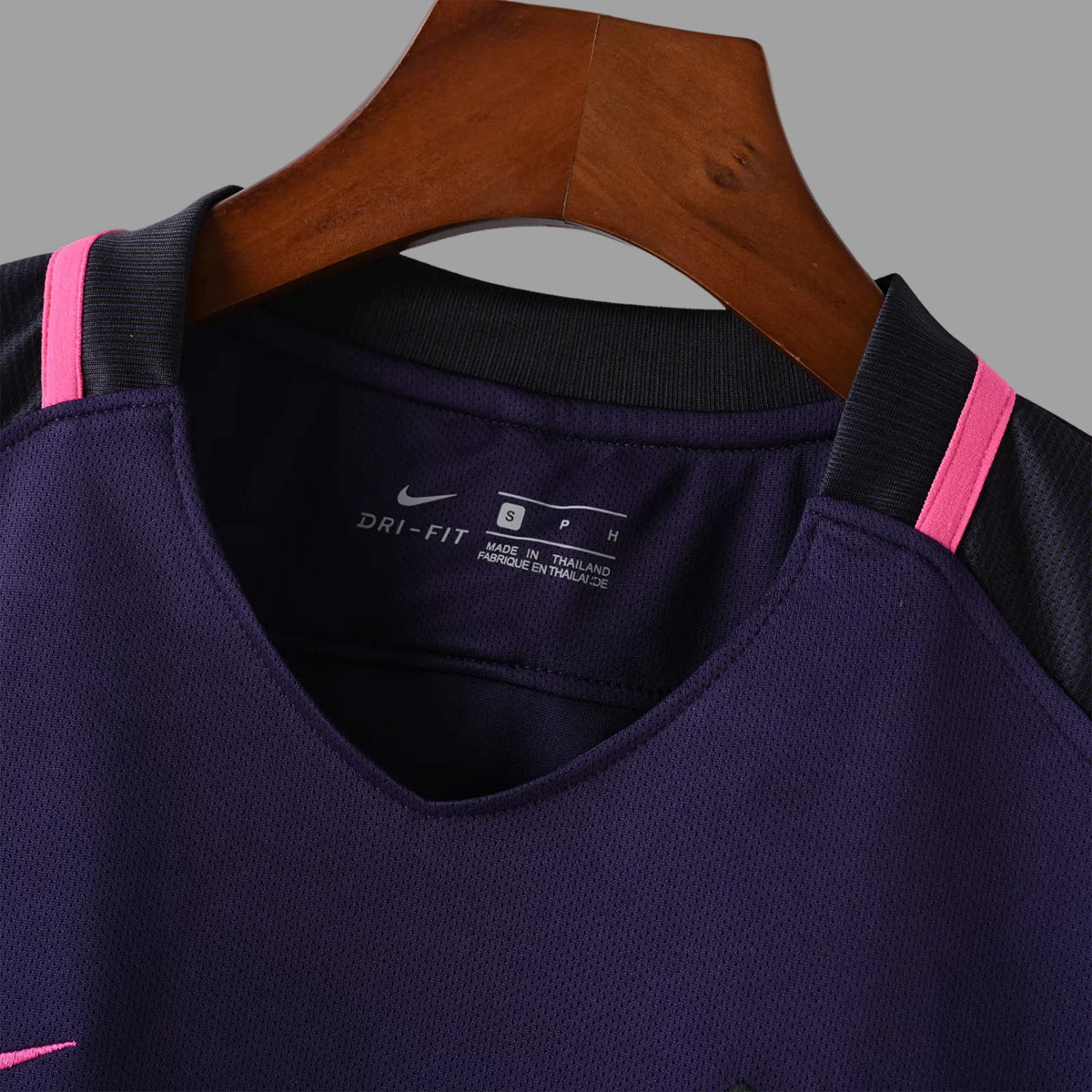 Barcelona 2016/17 Away Long Sleeve - Retro