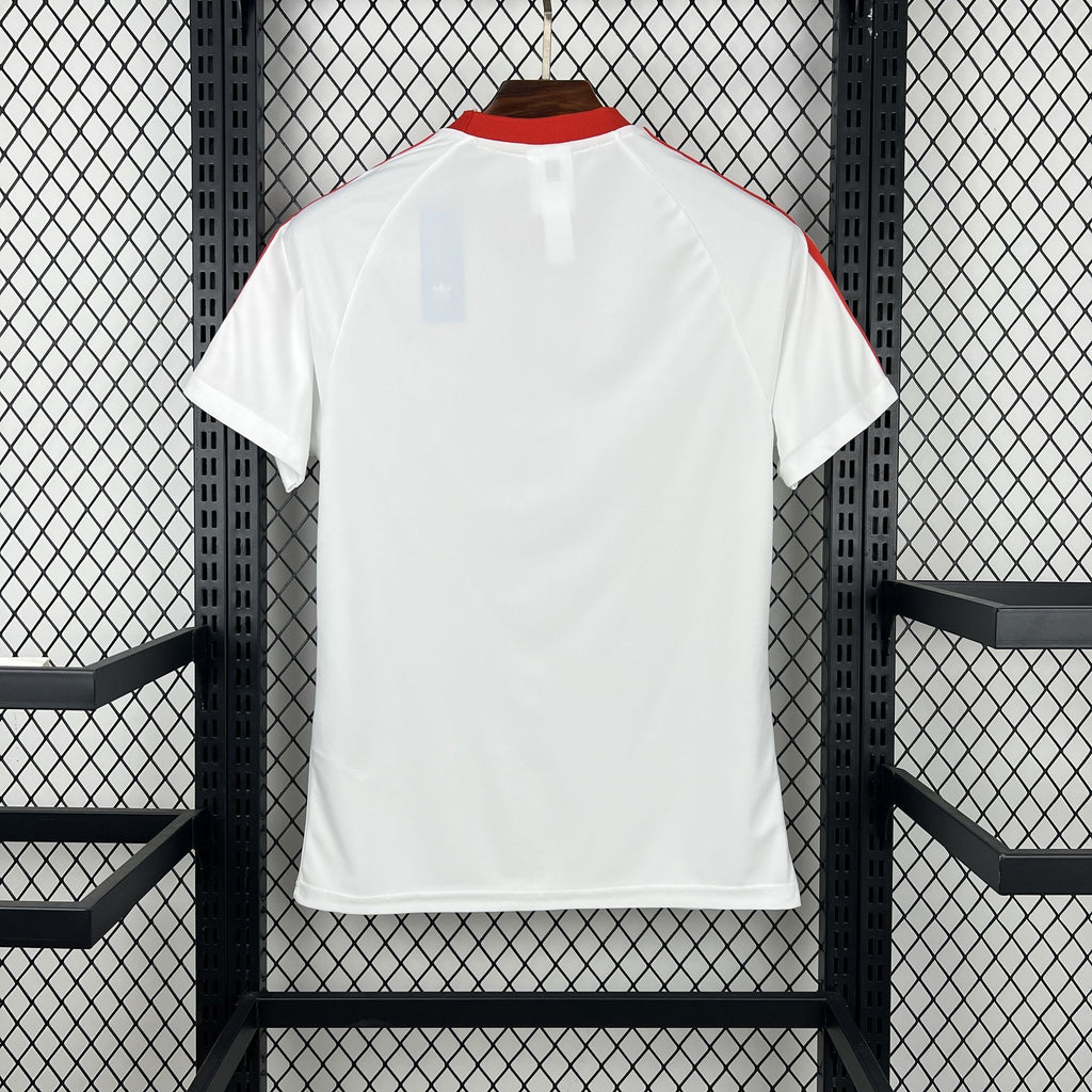Liverpool FC 2025/26 Terrace Icons