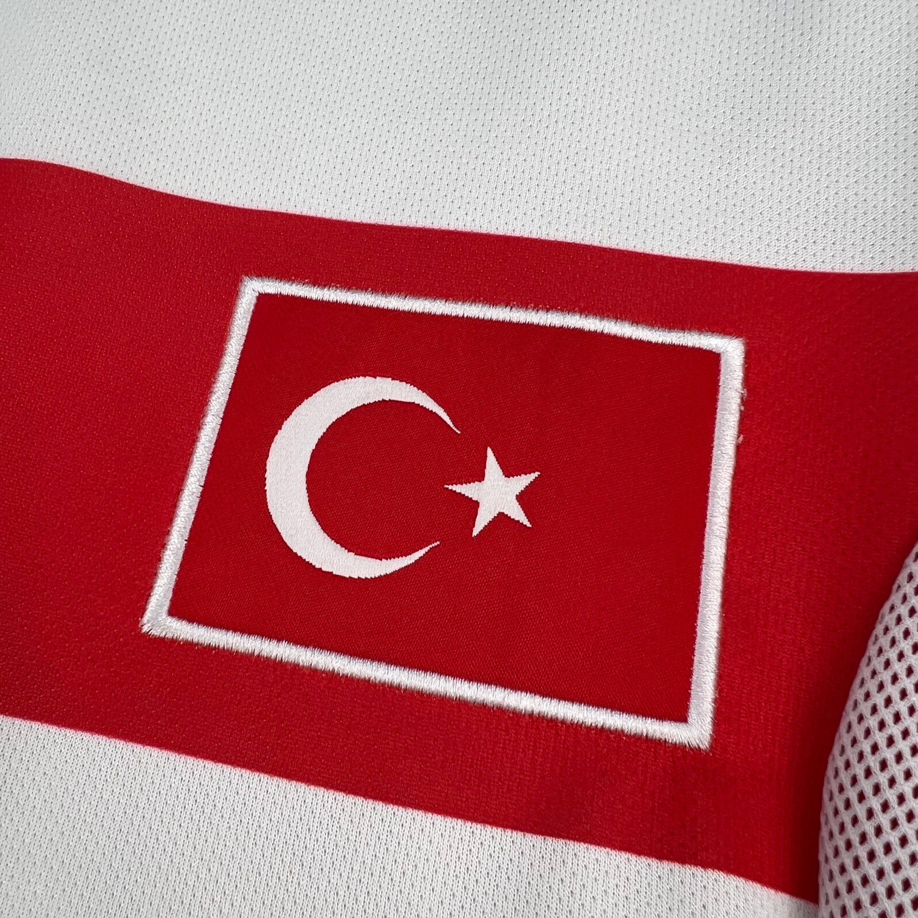 Turkey 2002 Away - Retro