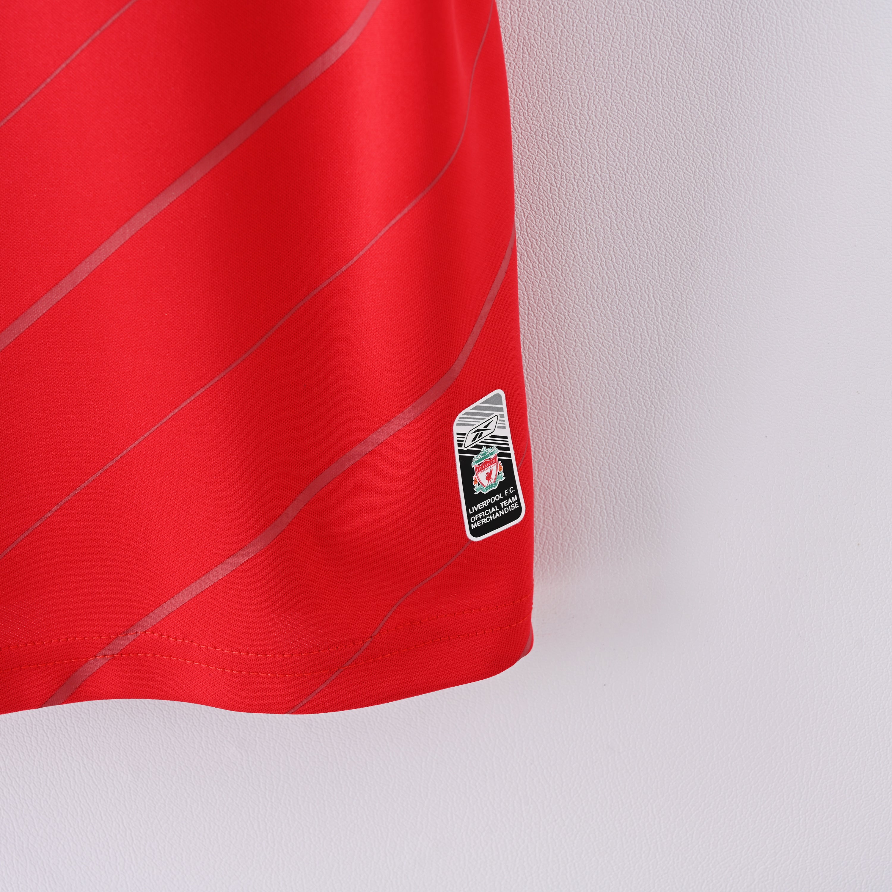 Liverpool FC 2005/06 Euro Home - Retro