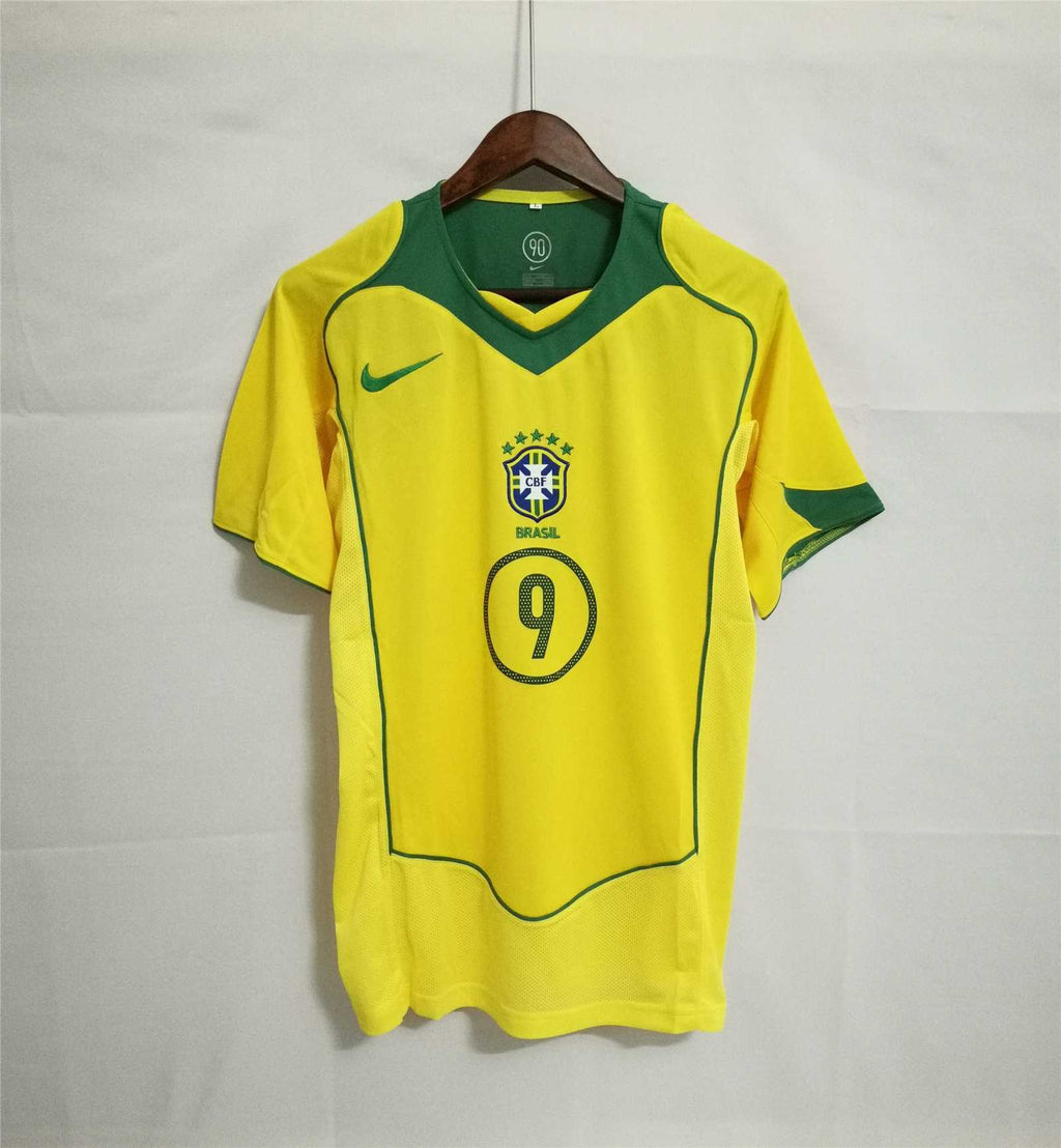 Brazil 2004 Home - Retro