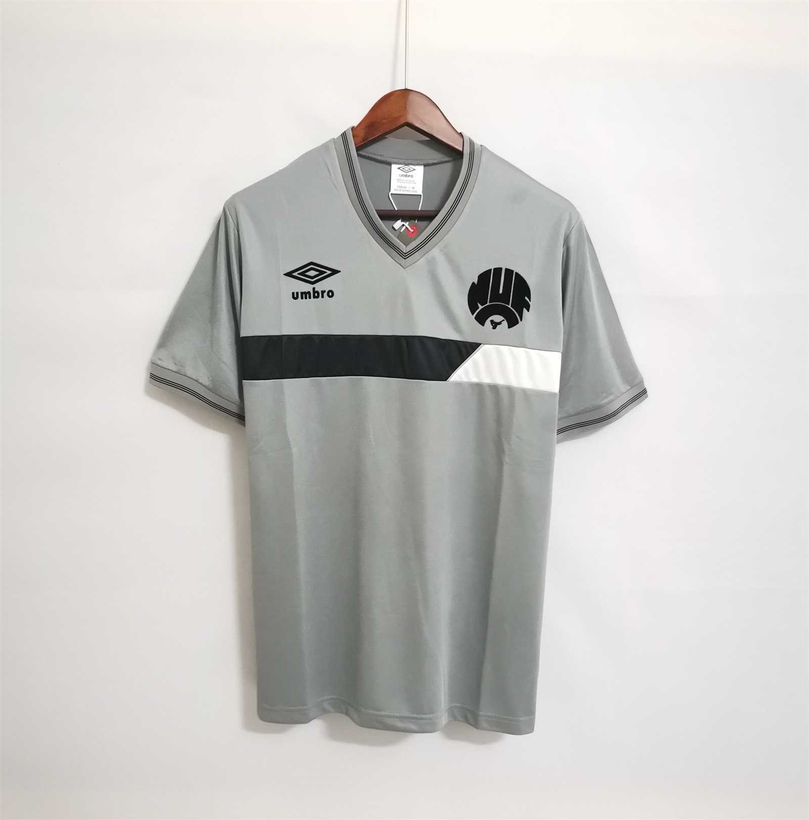 Newcastle United 1986/87 Away - Retro