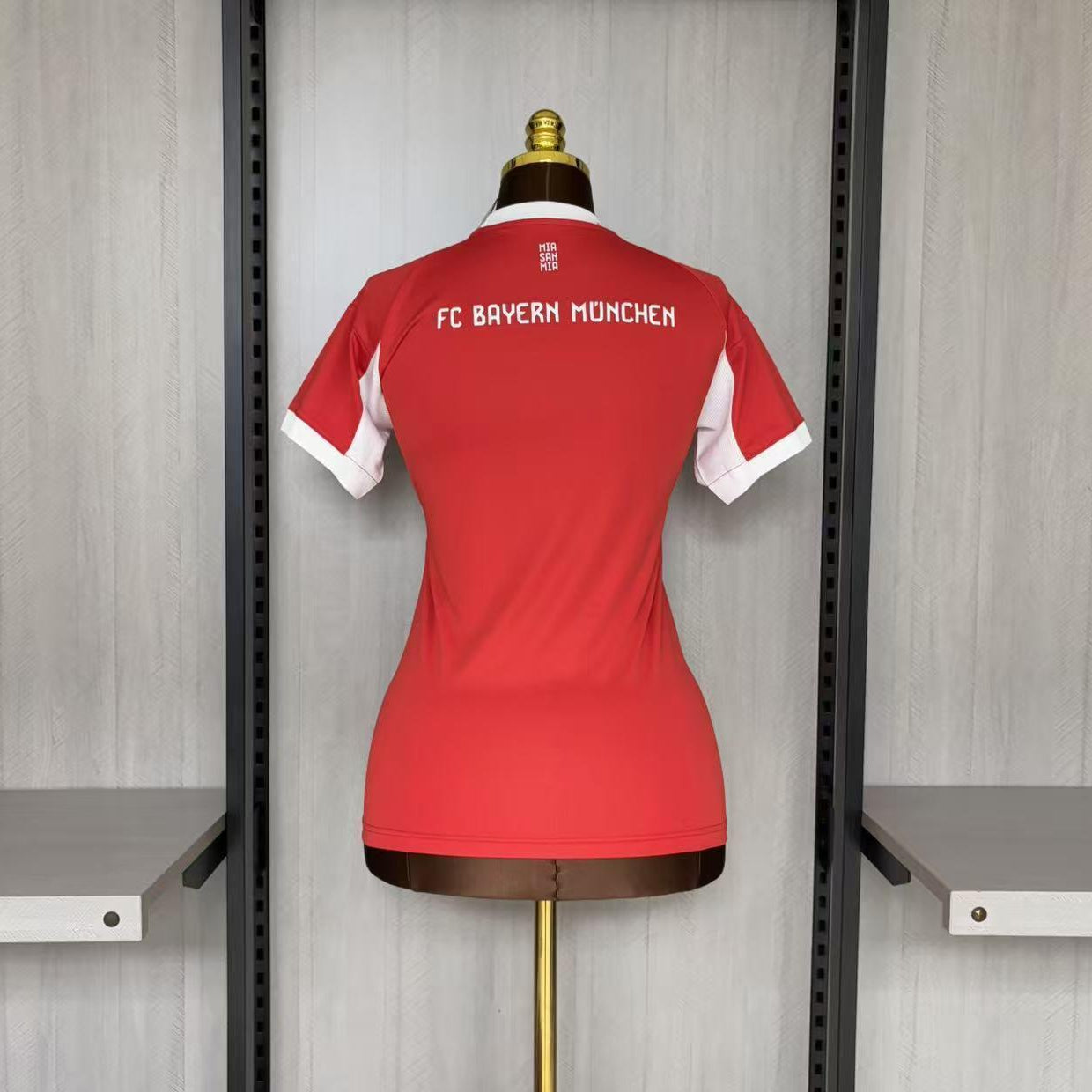 Bayern Munich 2025/26 Home - Women's Fit