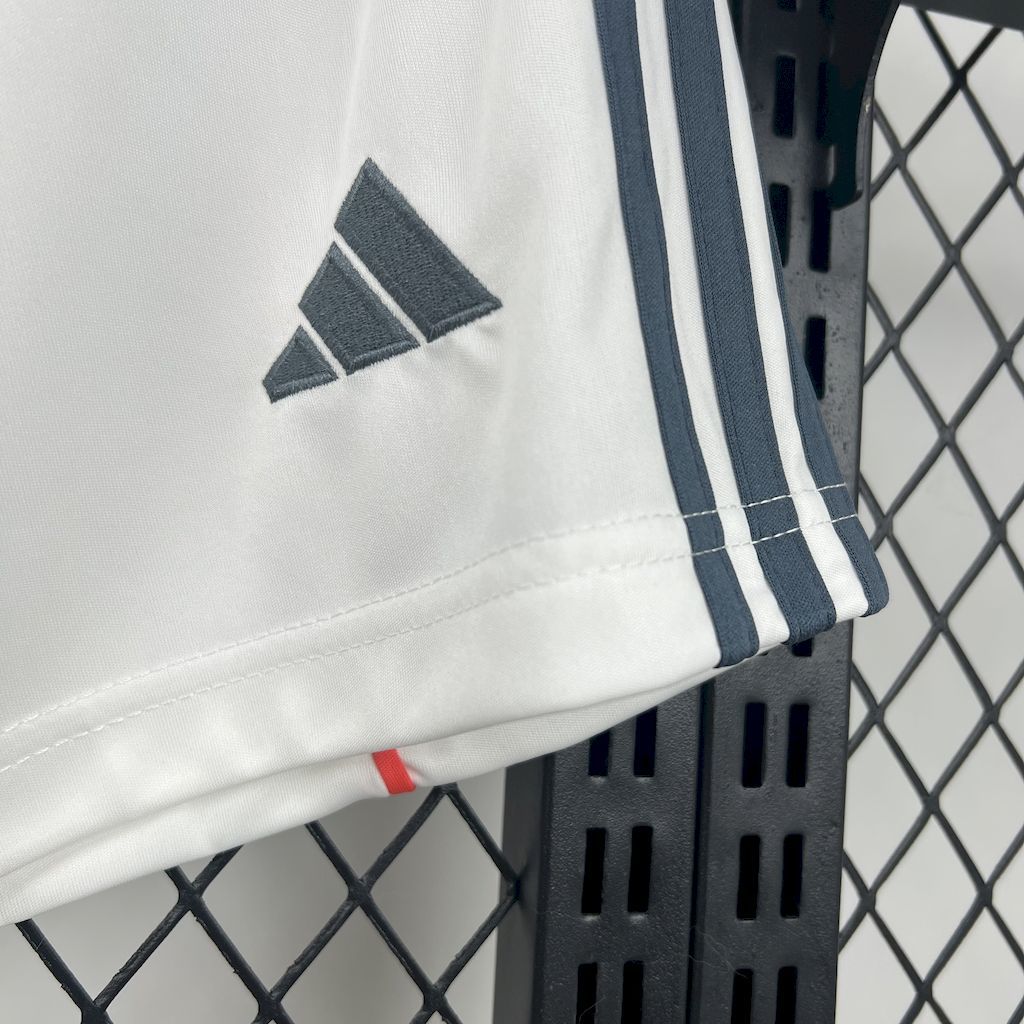 Bayern Munich 2025/26 Away - Fan Shorts