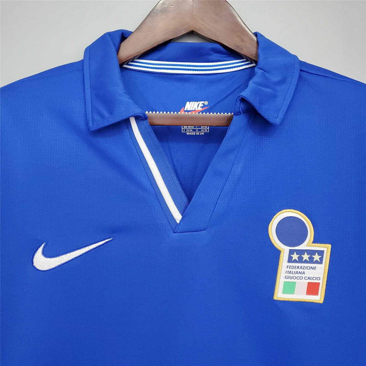 Italy 1998 Home - Retro