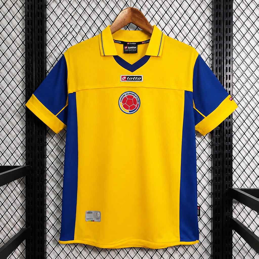 Colombia 2003 Home - Retro