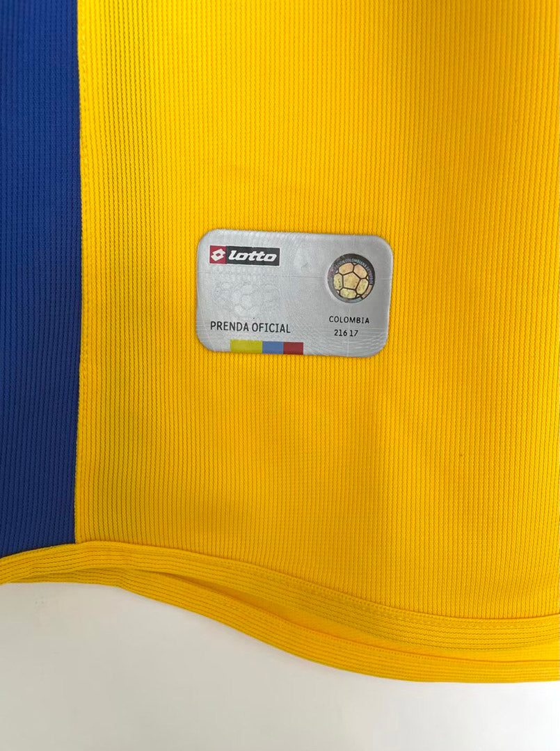 Colombia 2003 Home - Retro