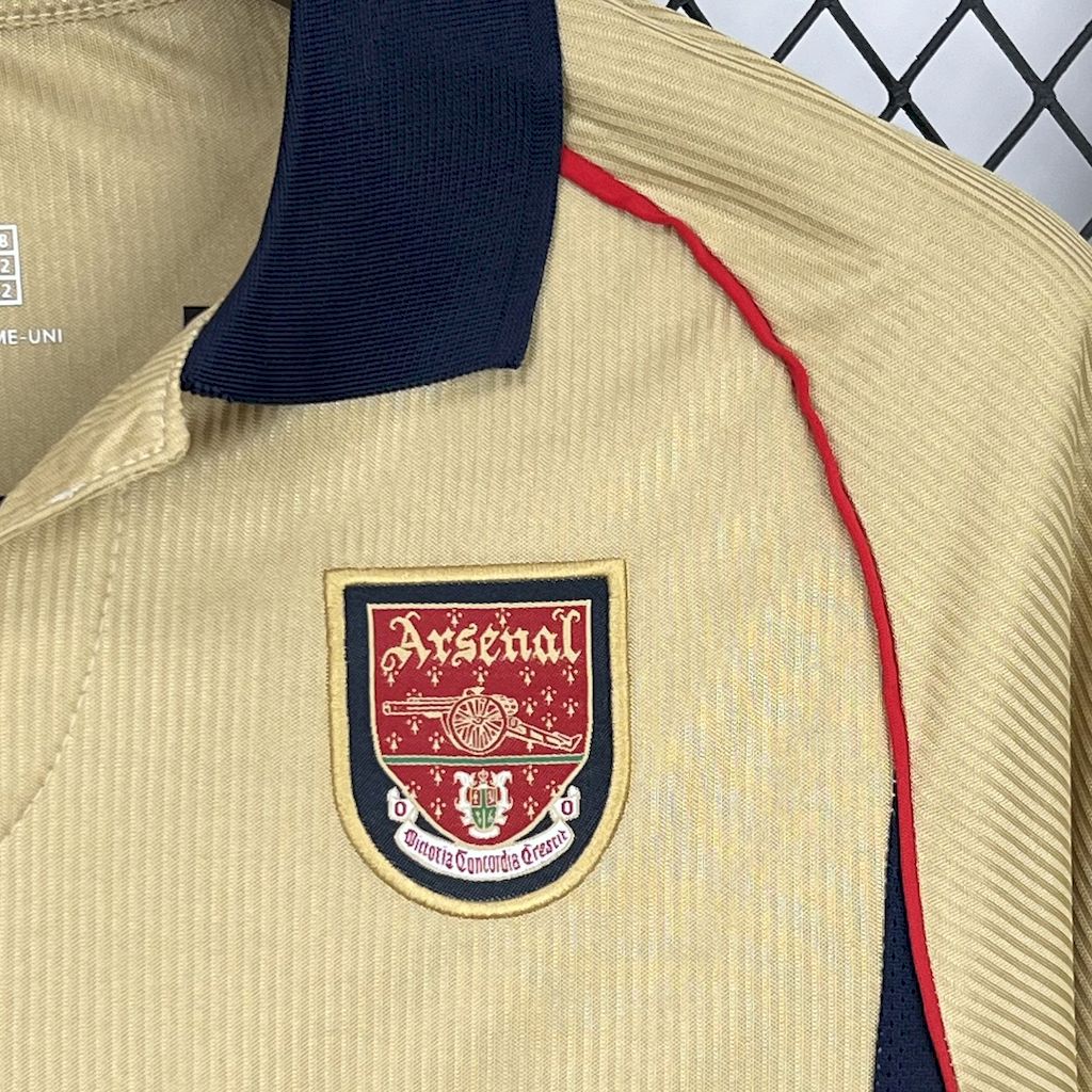 Arsenal 2001/02 Away - Retro