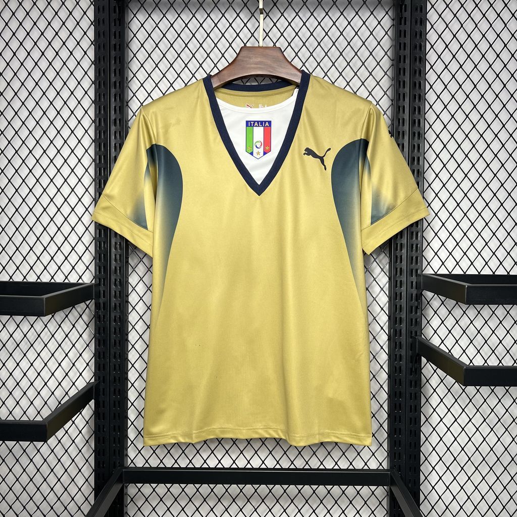 Italy 2006 Goalkeeper - Retro