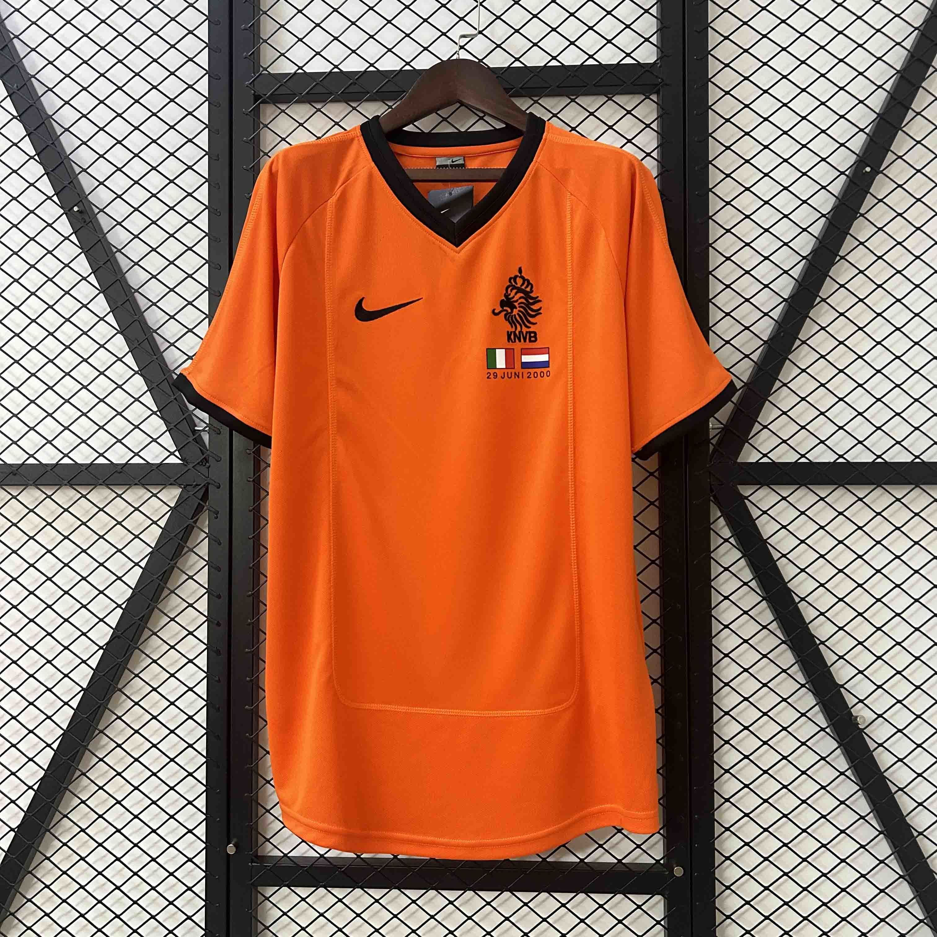 Netherlands 2000 Home - Retro
