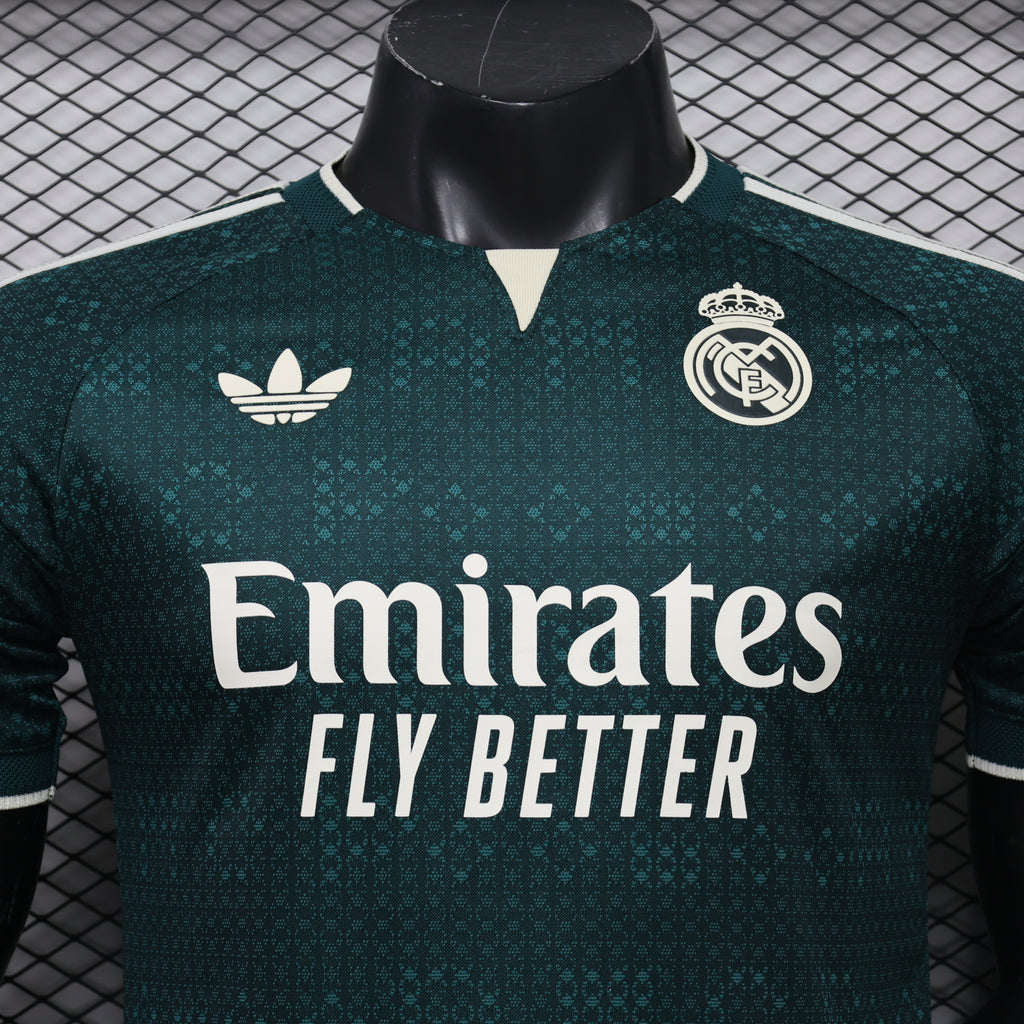Real Madrid 2026/27 Away - Player Version football kit - view 11