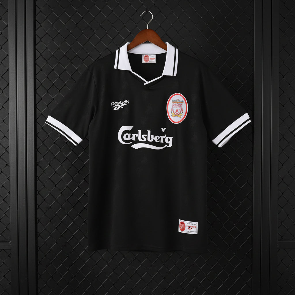 Liverpool FC 1996/98 Blackout Home - Retro