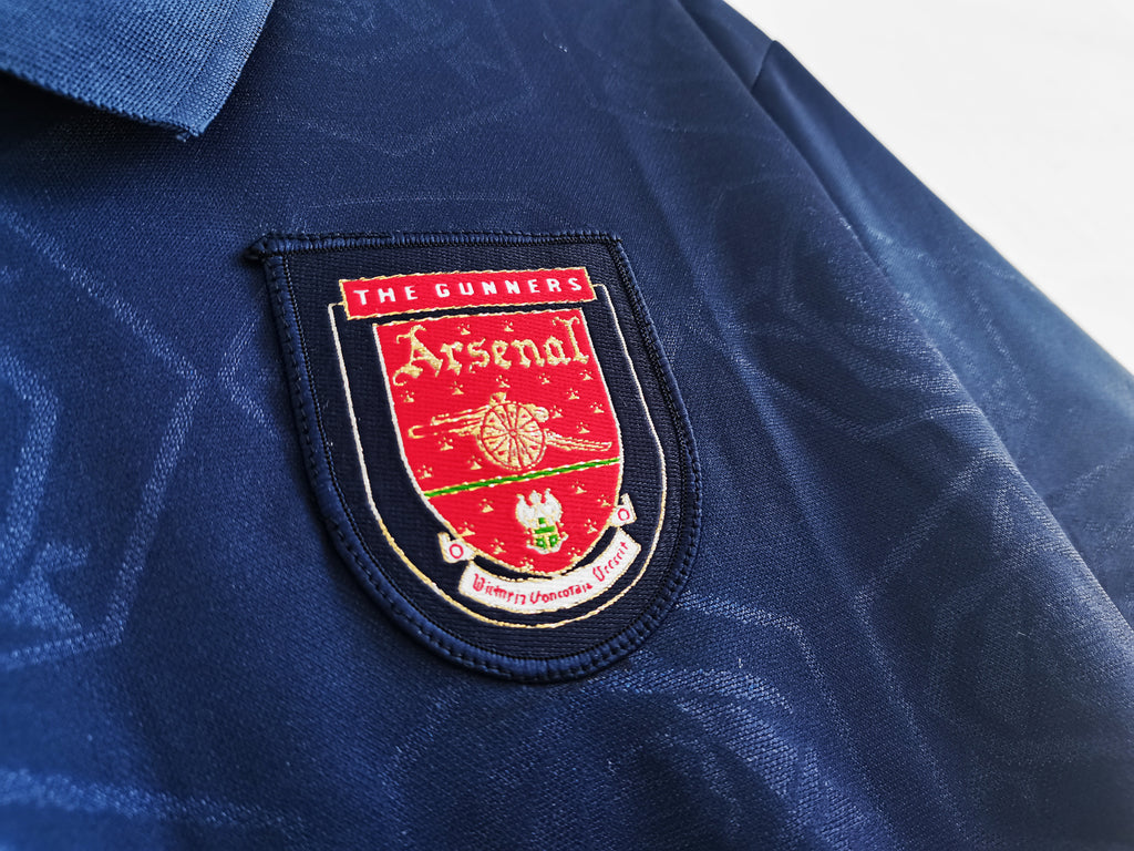 Retro football jersey sleeve patch, red and black 'THE GUNNERS' crest