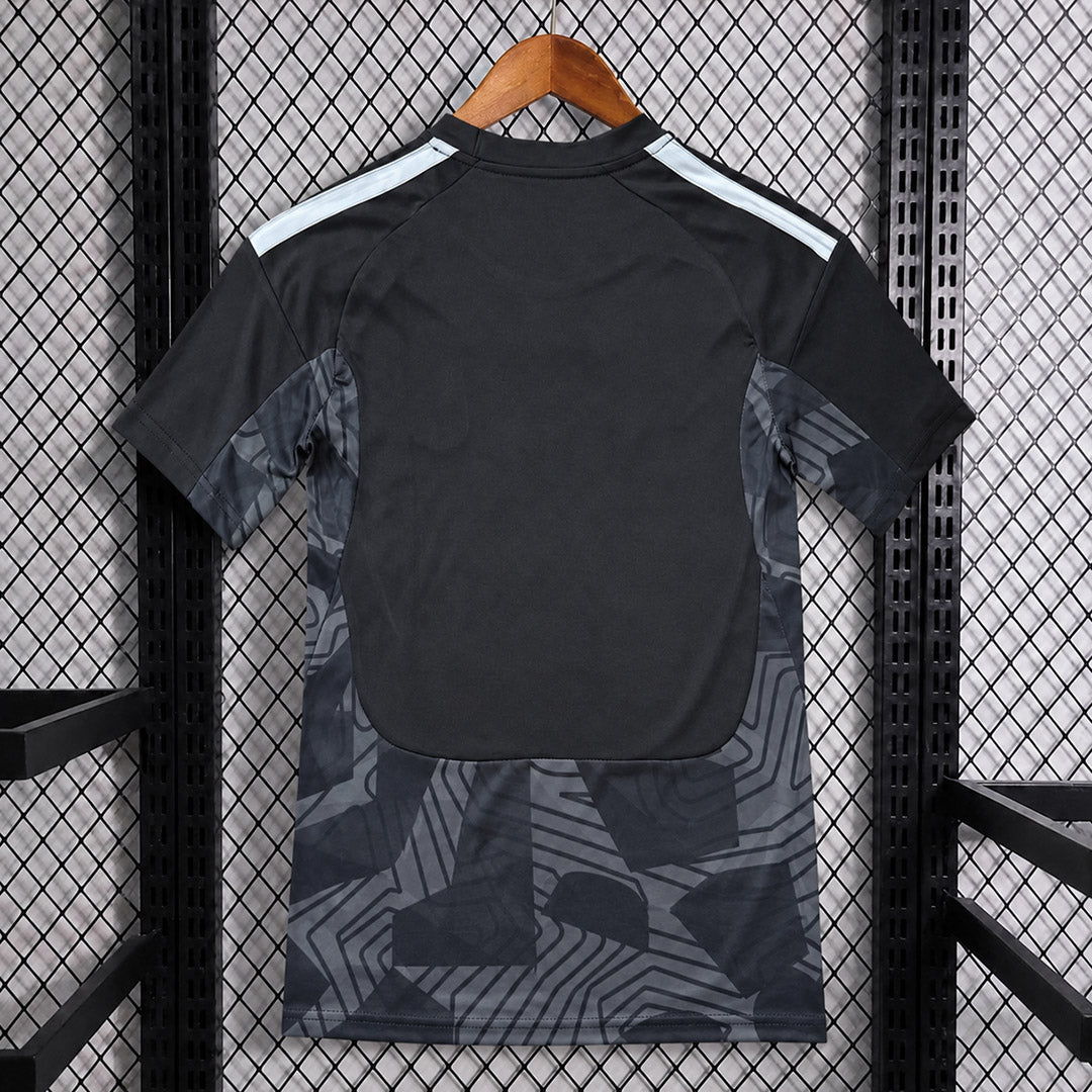 Aston Villa 2026/27 Goalkeeper - Fan Version