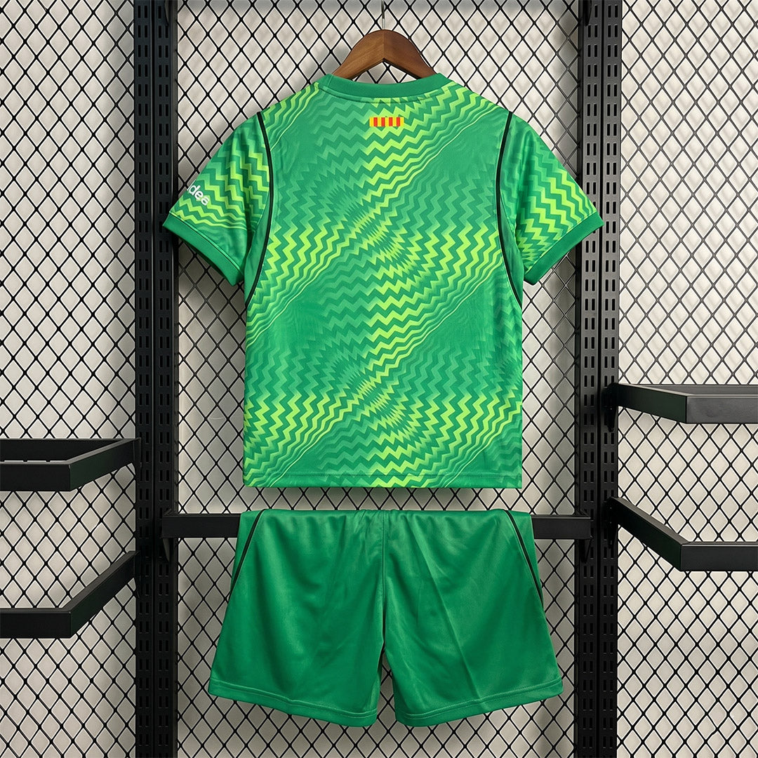 Barcelona 2026/27 Goalkeeper Green - Kid Kit