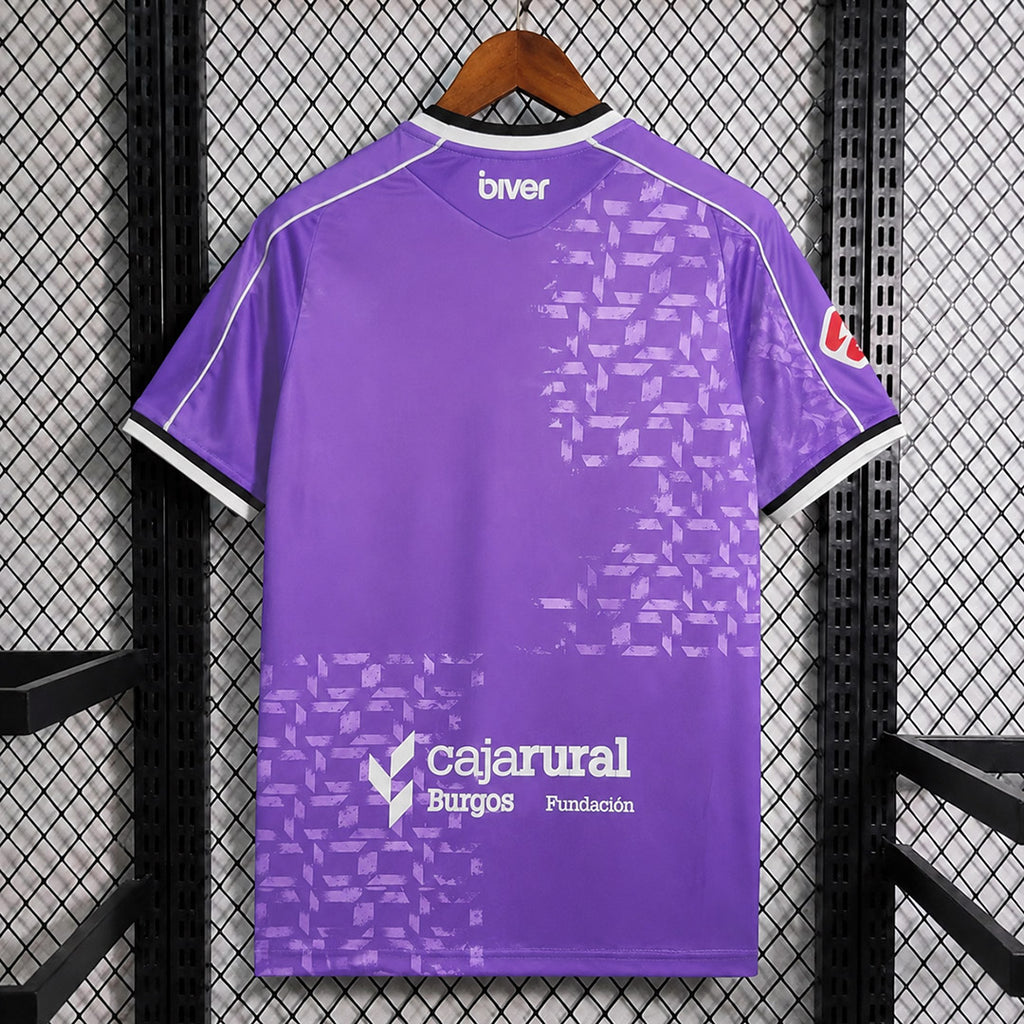 Purple football jersey back, 'inver' top and 'cajarural Burgos' sponsor, short sleeves.