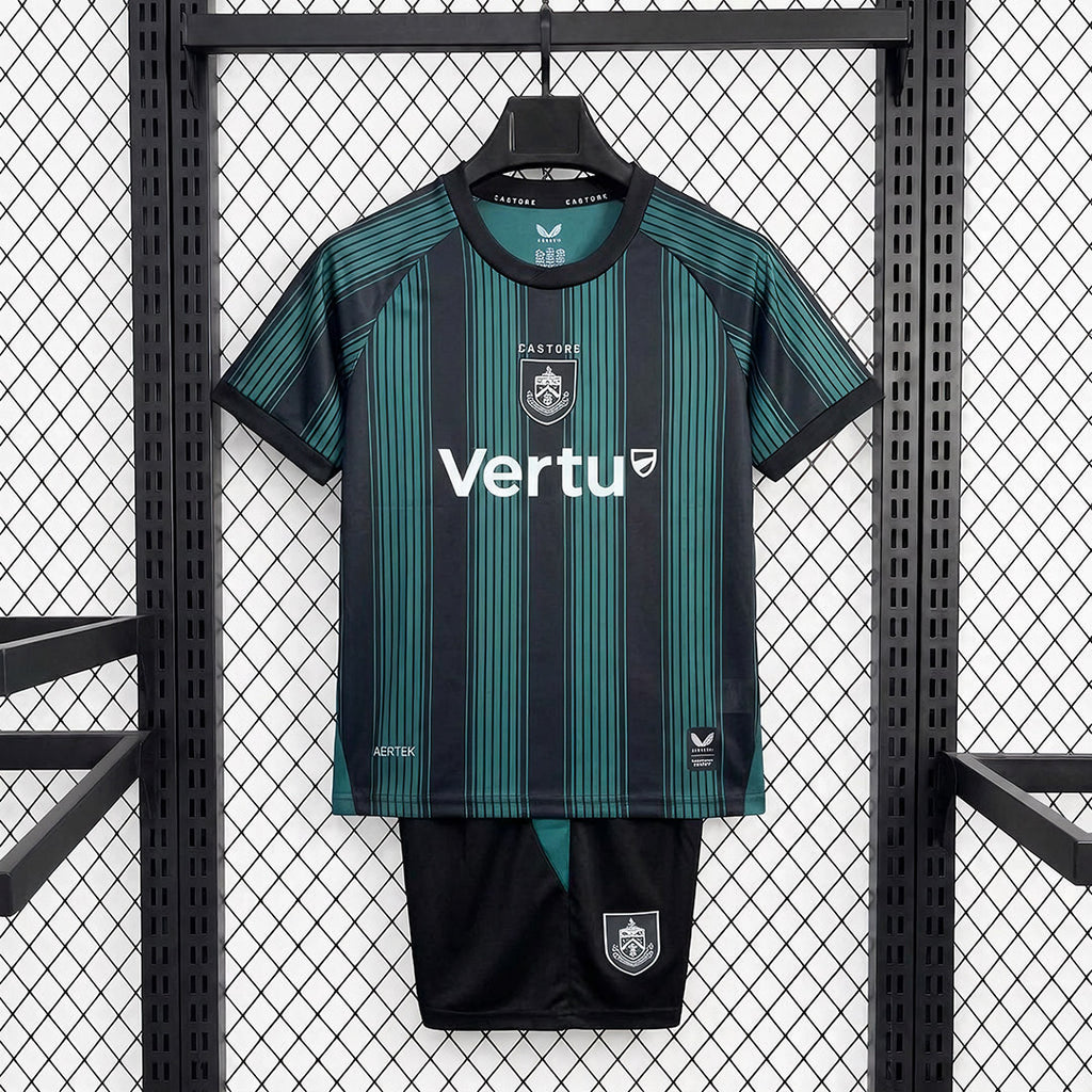 Burnley 2026/27 Third - Kid Kit