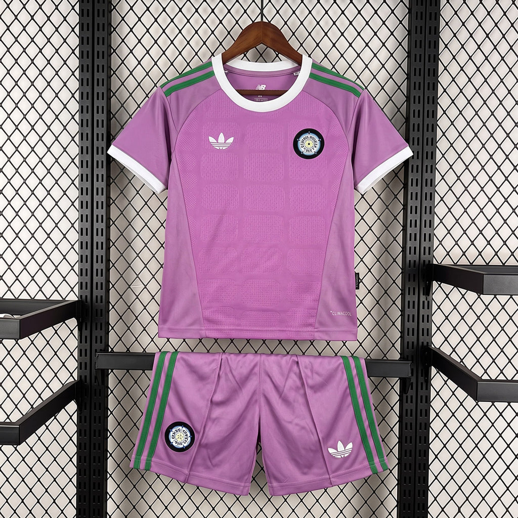 Leeds United 2026/27 Goalkeeper - Kid Kit