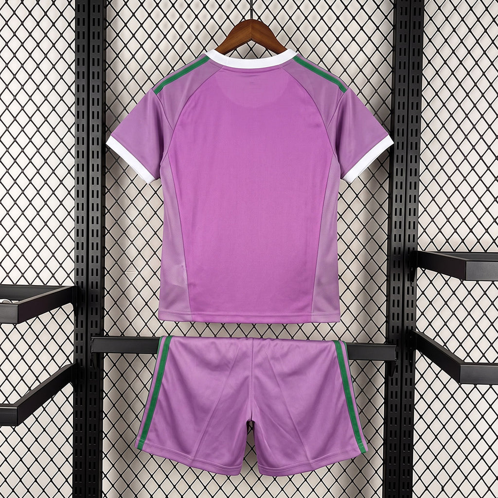 Leeds United 2026/27 Goalkeeper - Kid Kit